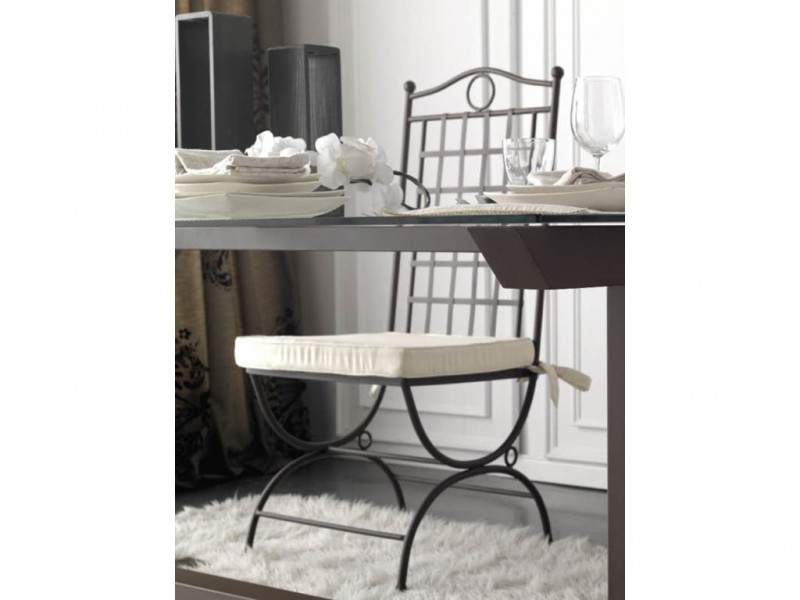 Chaise Victoria en fer forgé