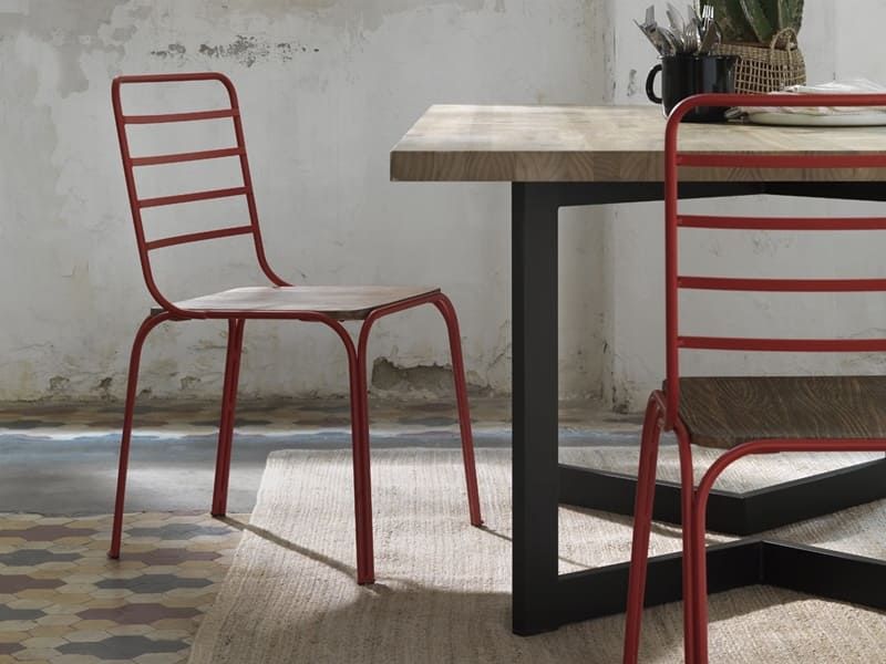 Chaise Nantes en métal et bois