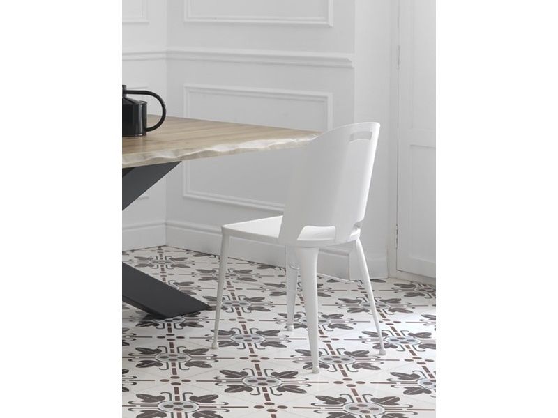 Chaise Basilea en métal 