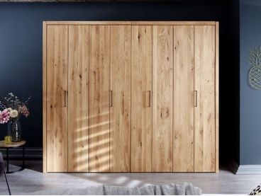 Armoire Malo personnalisable avec miroir 3 portes 156 cm en hêtre massif -  Armoire en bois - Le Monde du Lit