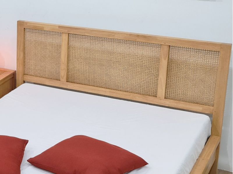 Tête de lit Flora en hévéa massif