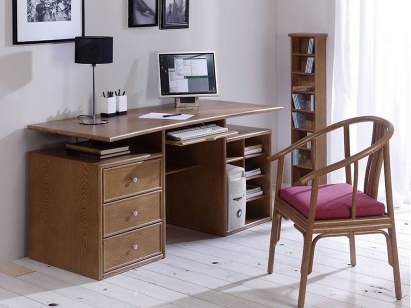 Bureau Jaca en rotin