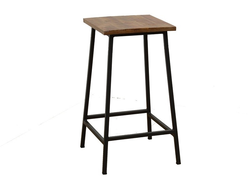 Tabouret bois clair recyclé et pieds métal