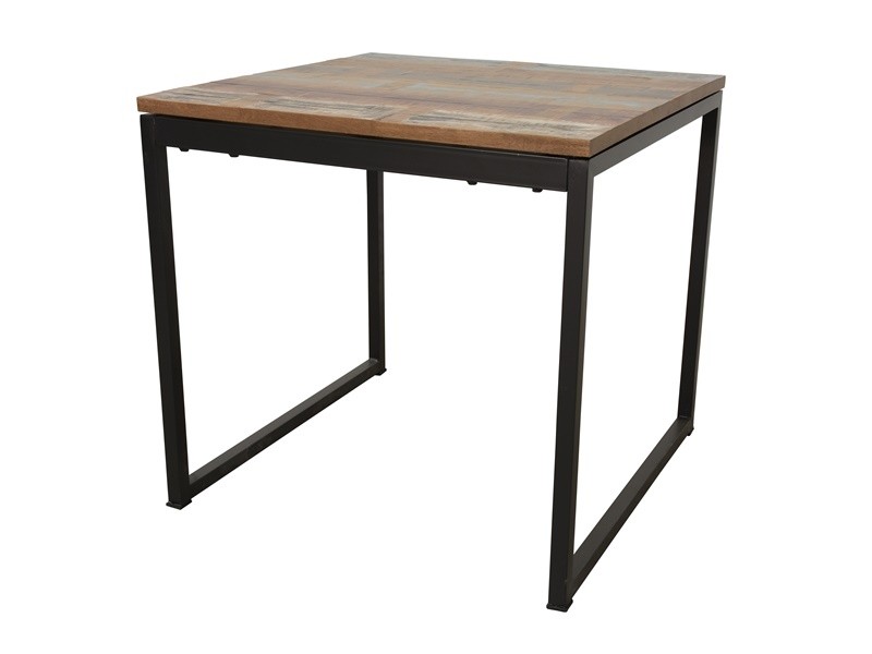 Table de repas carrée en bois massif recyclé, pieds métal noir Table de repas carrée en bois massif recyclé, pieds métal noir