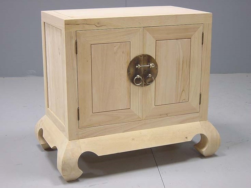 Buffet en bois massif, finition brut