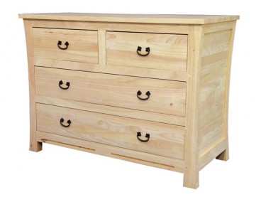 Commode en bois brut