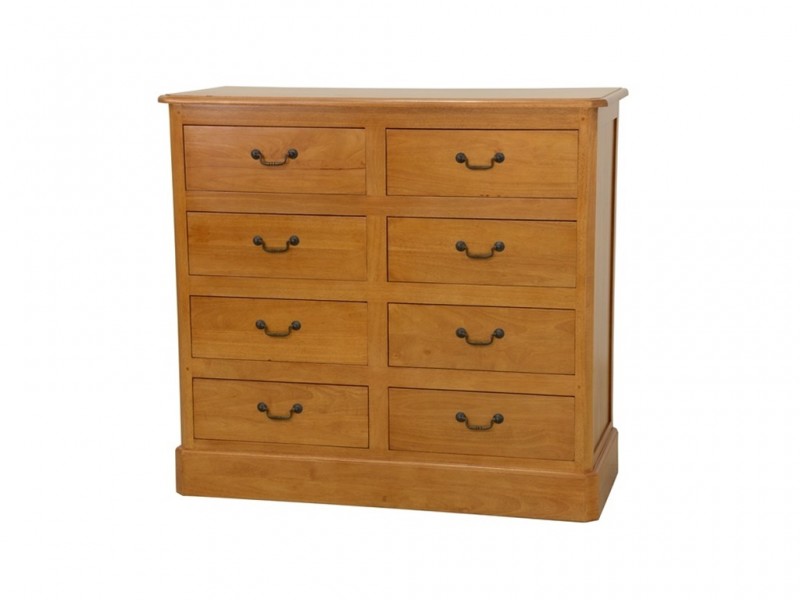 Commode Country 8 en bois d'hévéa, présentée en vernis naturel