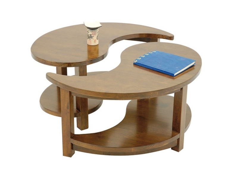 Table basse en hévéa massif, Finition Vernis Foncé Table basse en hévéa massif, Finition Vernis Foncé