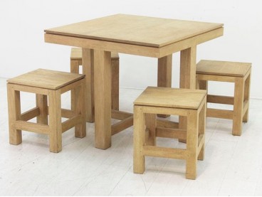 Table carrée + 4 tabourets en hévéa massif, Finition Huilé Naturel