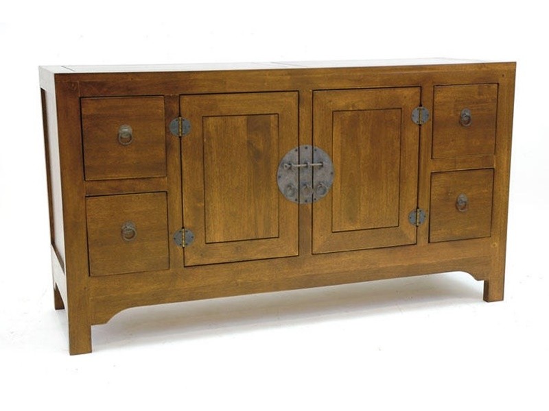 Buffet 2 portes 4 tiroirs présenté en vernis foncé