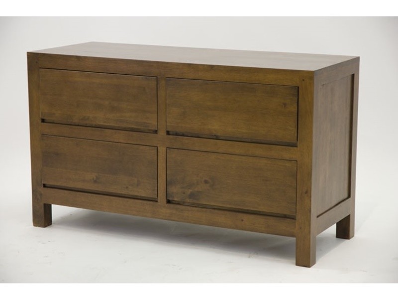 Commode 4 tiroirs en bois massif, Finition Vernis Foncé Commode 4 tiroirs en bois massif, Finition Vernis Foncé