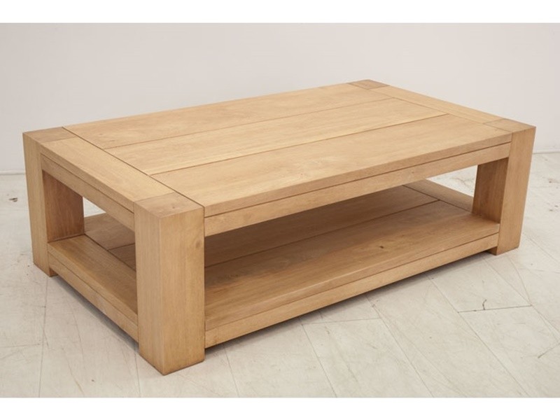 Table basse Tiga en hévéa massif